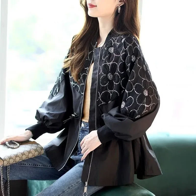 Lace Stitching Sequin Embroidered Jacket 2022 Autumn New Korean Fashion Drawstring Casual Cardigan Top Ladies Black Coat Elegant
Lace Stitching Sequin Embroidered Jacket 2022 Autumn New Korean Fashion Drawstring Casual Cardigan Top Ladies Black Coat Elegant