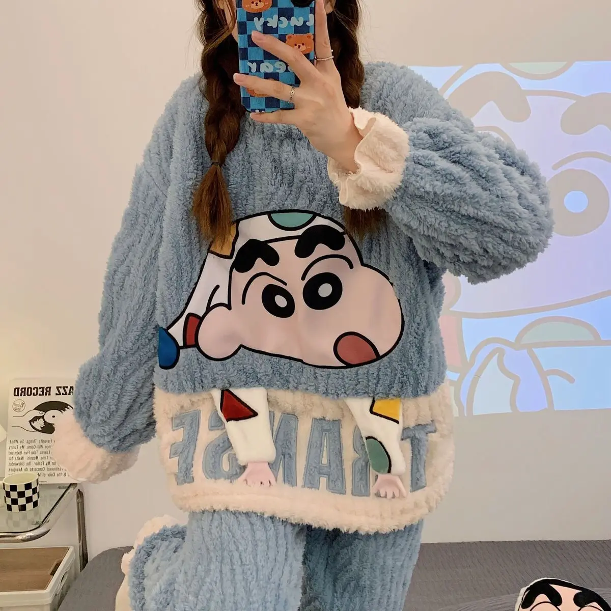 Crayon Shin-Chan Little White Dog Kawaii The New Autumn and Winter Pajamas Women Plus Velvet Padded Housewear Suit
Crayon Shin-Chan Little White Dog Kawaii The New Autumn and Winter Pajamas Women Plus Velvet Padded Housewear Suit
