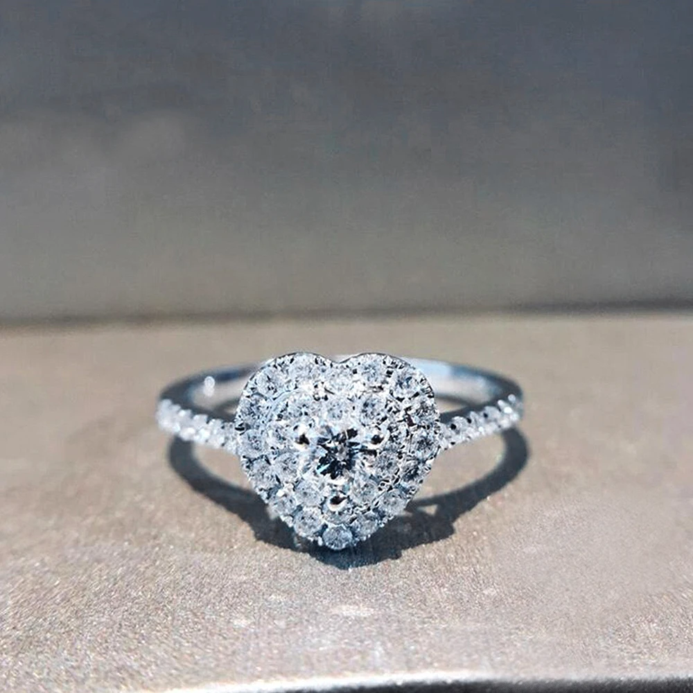 Huitan Romantic Heart Shape Cubic Zirconia Wedding Ring Women Eternity Promise Love Rings Temperament Sweet Female Jewelry Gifts
Huitan Romantic Heart Shape Cubic Zirconia Wedding Ring Women Eternity Promise Love Rings Temperament Sweet Female Jewelry Gifts