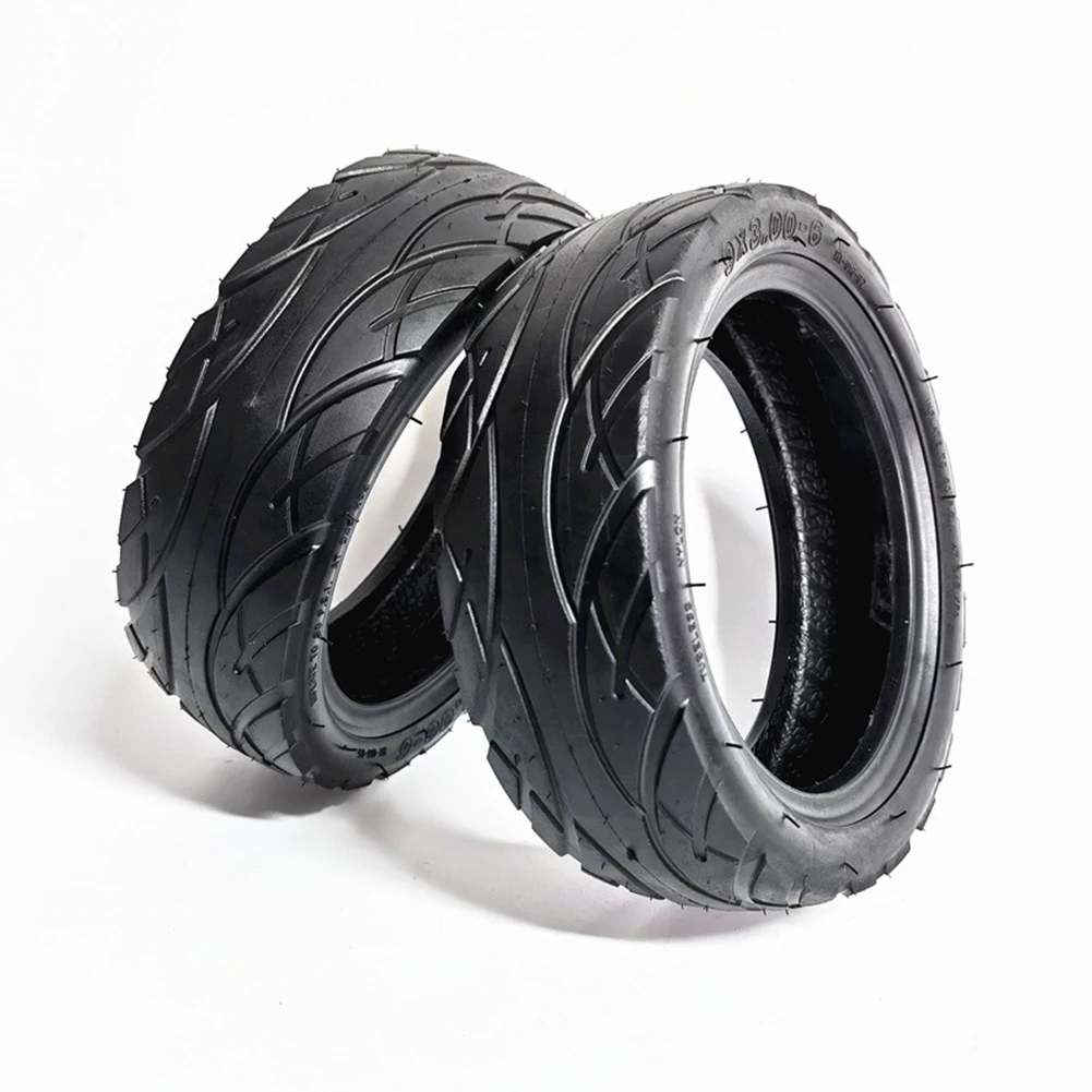 Brand New Tubeless Tire Rubber Tyre Scooter Parts Tubeless Tyre Vacuum Tyre 9 Inch Bicycle Accessories Black Color
Brand New Tubeless Tire Rubber Tyre Scooter Parts Tubeless Tyre Vacuum Tyre 9 Inch Bicycle Accessories Black Color