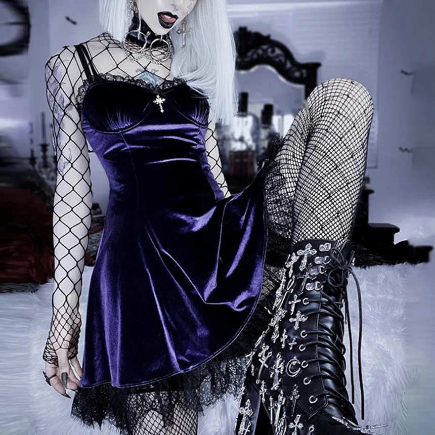 Gothic Cross Sexy Purple Dress Vintage Velvet A Line Lolita Dress Aesthetic Gothic High Waist Ladies Club Party Dresses
Gothic Cross Sexy Purple Dress Vintage Velvet A Line Lolita Dress Aesthetic Gothic High Waist Ladies Club Party Dresses