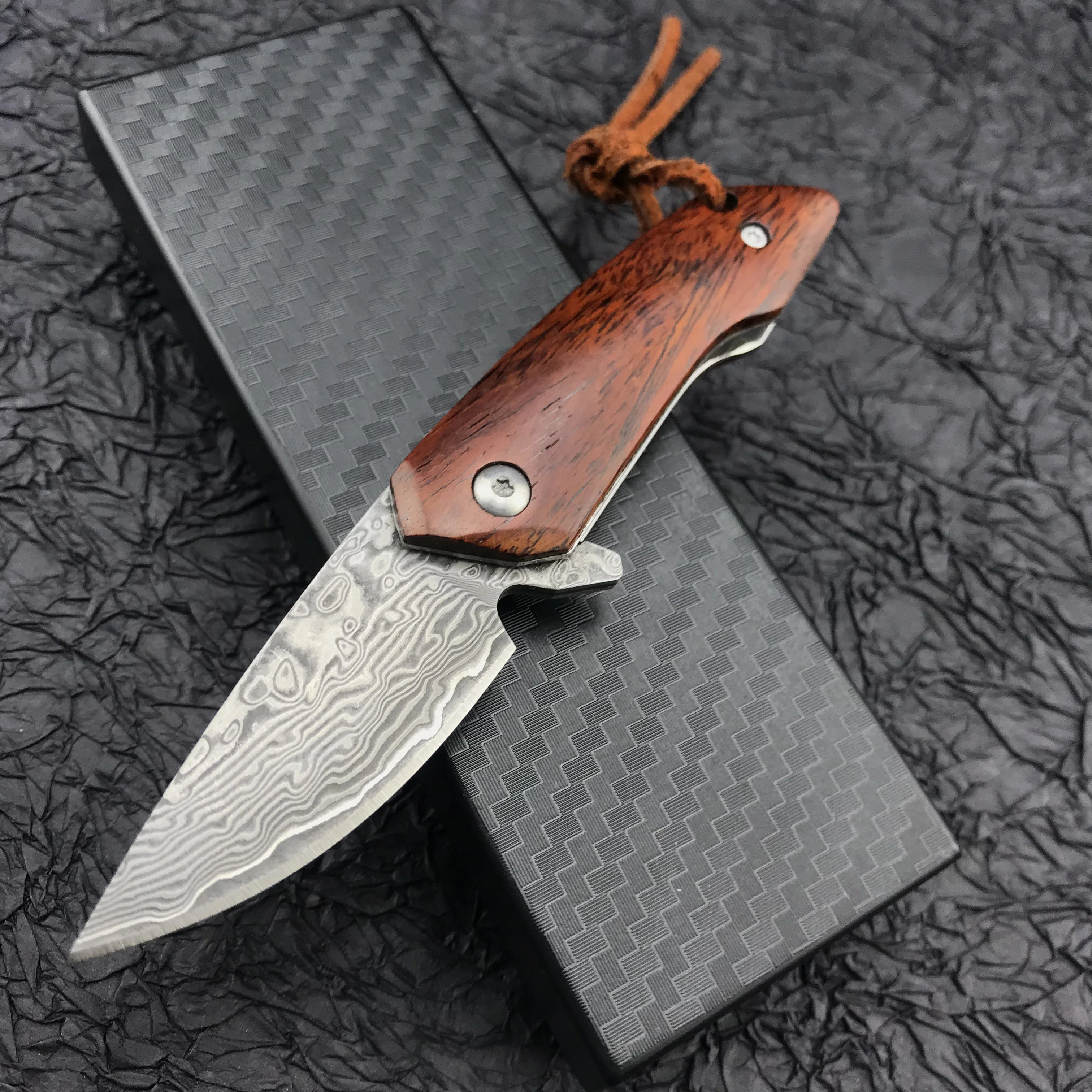 Multifunctional Damascus Steel Folding Pocket Knife Outdoor Jungle Hunting Knife Rosewood Handle Tactical Self Defense Knife
Multifunctional Damascus Steel Folding Pocket Knife Outdoor Jungle Hunting Knife Rosewood Handle Tactical Self Defense Knife