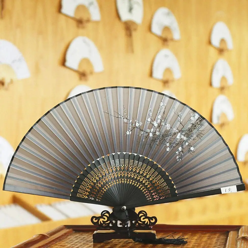 Chinese Style Folding Fan Bamboo Hand Fan Vintage Wooden Elegent Tassel Home Fan Dance Female With Decor Shank Fan Classica C1Q8
Chinese Style Folding Fan Bamboo Hand Fan Vintage Wooden Elegent Tassel Home Fan Dance Female With Decor Shank Fan Classica C1Q8