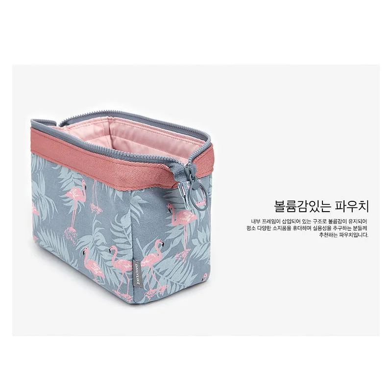 New Fashion Cosmetic Bag Women Waterproof Flamingo Makeup Bags Travel Organizer Toiletry Kits Portable Makeup Bags Beautician
New Fashion Cosmetic Bag Women Waterproof Flamingo Makeup Bags Travel Organizer Toiletry Kits Portable Makeup Bags Beautician