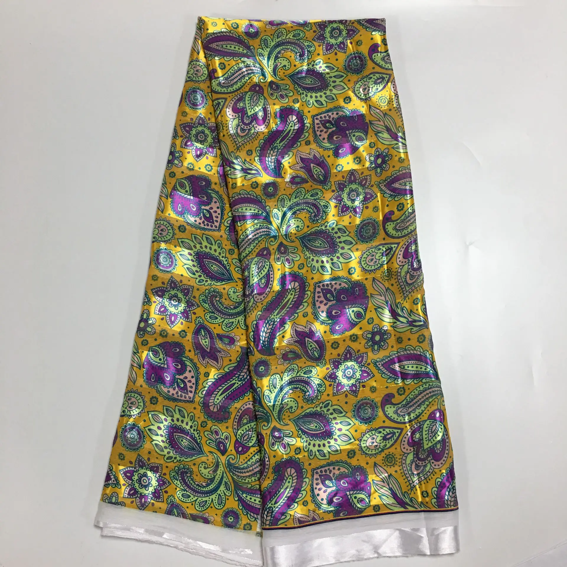 New Arrival Very Soft Printing Silk Materials 2022 Multicolor Nigerian Chiffon Fabric Women African Satin Silk Fabric 5Yards Sew
New Arrival Very Soft Printing Silk Materials 2022 Multicolor Nigerian Chiffon Fabric Women African Satin Silk Fabric 5Yards Sew