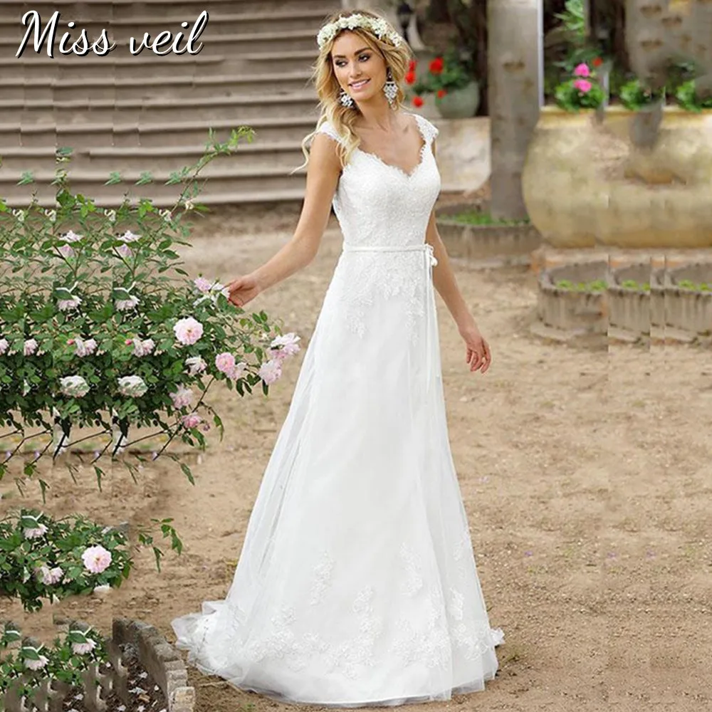 

Miss Veil V-Neck Wedding Dress Sleeveless Lace Appliques Bohemian A-Line Bridal Gown Illusion Button Train Vestido De Novia