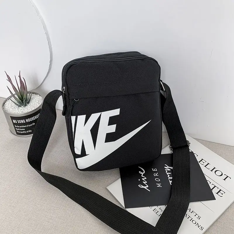 Men's Shoulder Bag INS Trend Waterproof Small Bag Mobile Phone Man's Messenger Bag Square Bag Crossbody Bags
Men's Shoulder Bag INS Trend Waterproof Small Bag Mobile Phone Man's Messenger Bag Square Bag Crossbody Bags