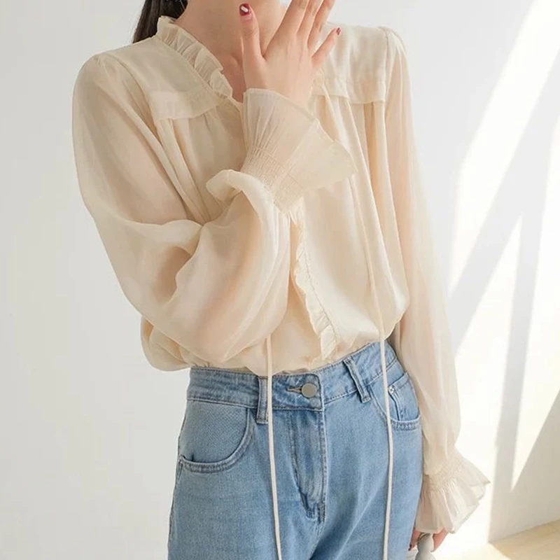Ruffles V-neck Chiffon Blouse Women's Autumn 2022 New Gentle Style Chic French Style Long Sleeve Shirt Tops
Ruffles V-neck Chiffon Blouse Women's Autumn 2022 New Gentle Style Chic French Style Long Sleeve Shirt Tops