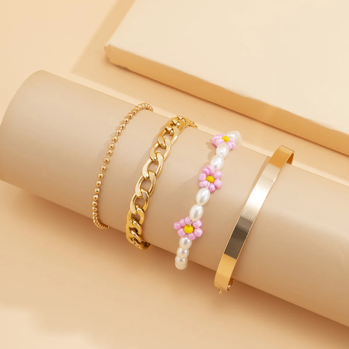 Gold Bracelet For Women Free Shipping Jewelry Stainless Steel Personalized Chains Imitation Flower Pearl Korean Retro Bracelet
Gold Bracelet For Women Free Shipping Jewelry Stainless Steel Personalized Chains Imitation Flower Pearl Korean Retro Bracelet