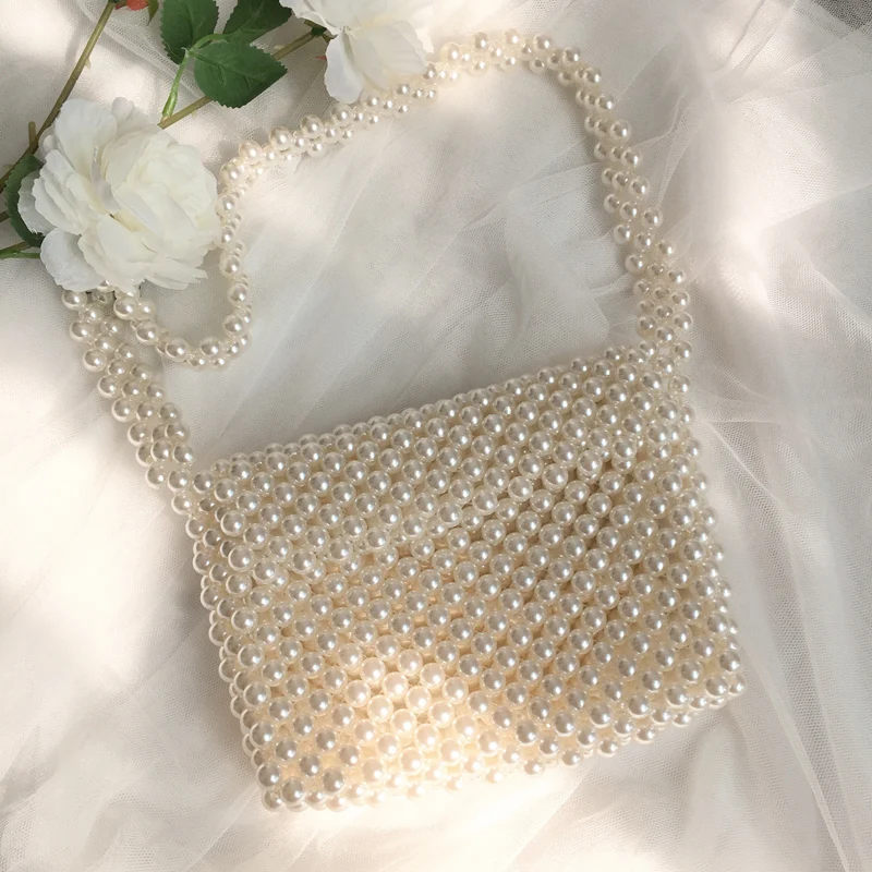 Women's Western-style Retro Art Exquisite Hand Woven Pearl Beaded Messenger Shoulder Bag Fashionable Elegant Dinner Handbag
Women's Western-style Retro Art Exquisite Hand Woven Pearl Beaded Messenger Shoulder Bag Fashionable Elegant Dinner Handbag