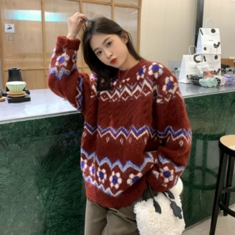 Pattern Sweater Women's Autumn and Winter 2023 New Retro Heavy Relaxed Round Neck Pullover Long Sleeve Knitted Coat Top
Pattern Sweater Women's Autumn and Winter 2023 New Retro Heavy Relaxed Round Neck Pullover Long Sleeve Knitted Coat Top