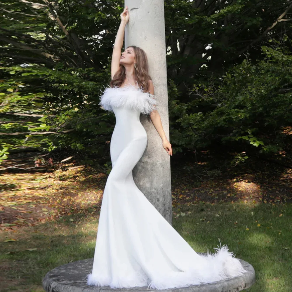 Elegant White Feather Bride Wedding Dress Tube Top Mermaid Satin Gown Vestido De Novia Floor Robe Bridal Marriage Dresses
Elegant White Feather Bride Wedding Dress Tube Top Mermaid Satin Gown Vestido De Novia Floor Robe Bridal Marriage Dresses