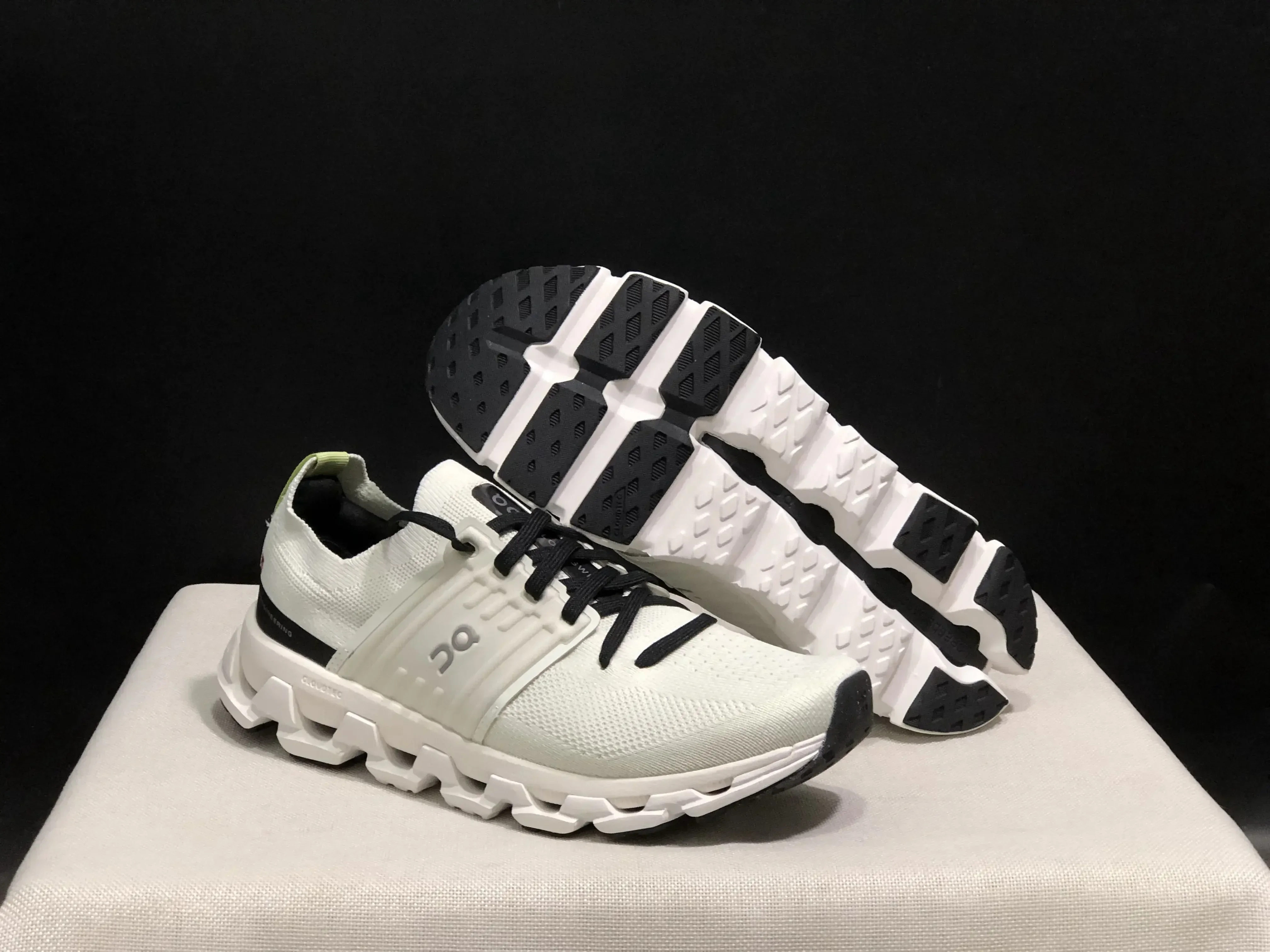 Original New On Cloudswift 3 Sport Women Men Running Shoes Breathable Anti Slip Cushioning Road Sport Lifestyle Outdoor Sneakers
Original New On Cloudswift 3 Sport Women Men Running Shoes Breathable Anti Slip Cushioning Road Sport Lifestyle Outdoor Sneakers