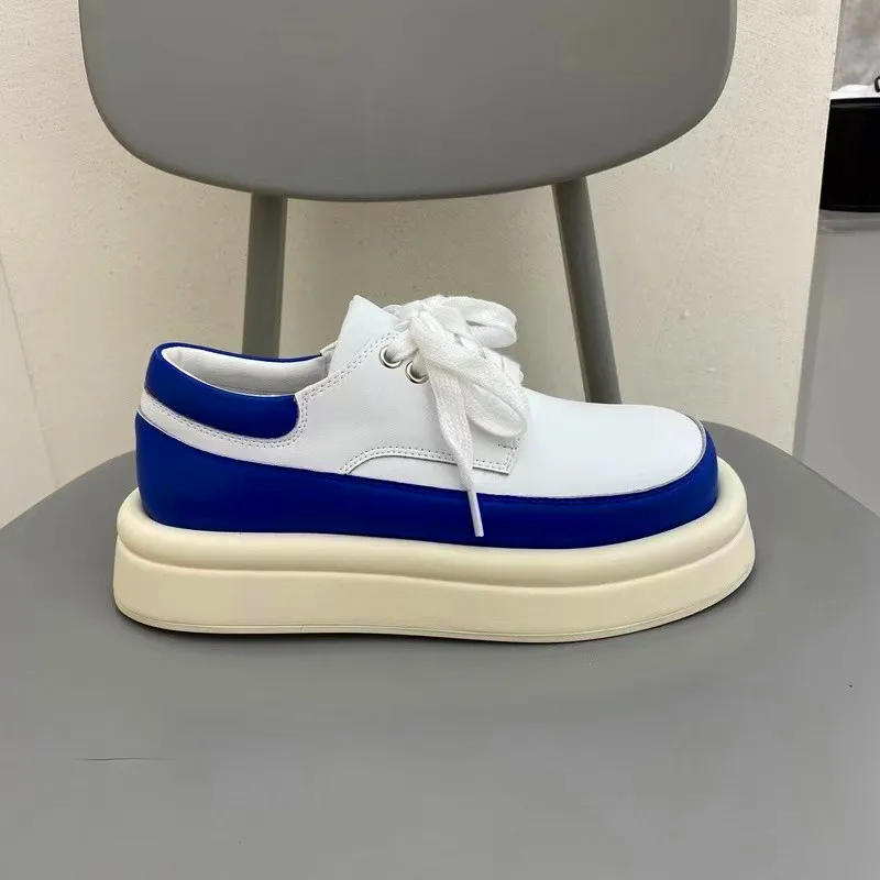 Thick-soled bread shoes new women's shoes British small leather shoes retro square-toed single shoes casual large-toe sneakers
Thick-soled bread shoes new women's shoes British small leather shoes retro square-toed single shoes casual large-toe sneakers