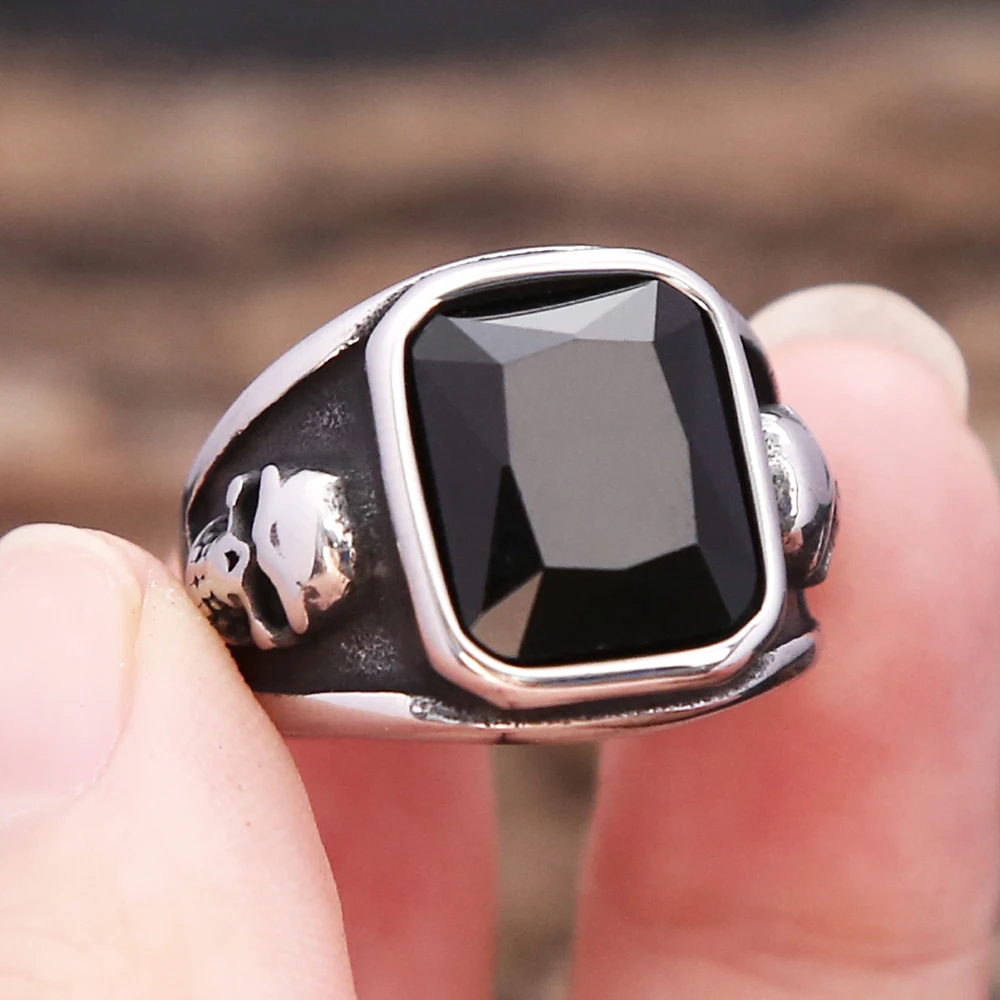 Fashion Vintage Stainless Steel Black Stone Ring Punk Hip Hop Skull Ring For Men Women Unique Creative Jewelry Gift Dropshipping
Fashion Vintage Stainless Steel Black Stone Ring Punk Hip Hop Skull Ring For Men Women Unique Creative Jewelry Gift Dropshipping