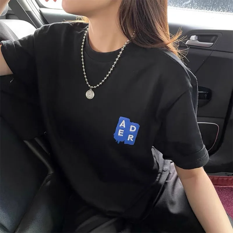 Футболка 22SS Мужская/Женская свободная с круглым вырезом, модная тенниска из 100% хлопка, майка в Корейском стиле для пар, лето 1:1 
Футболка 22SS Мужская/Женская свободная с круглым вырезом, модная тенниска из 100% хлопка, майка в Корейском стиле для пар, лето 1:1