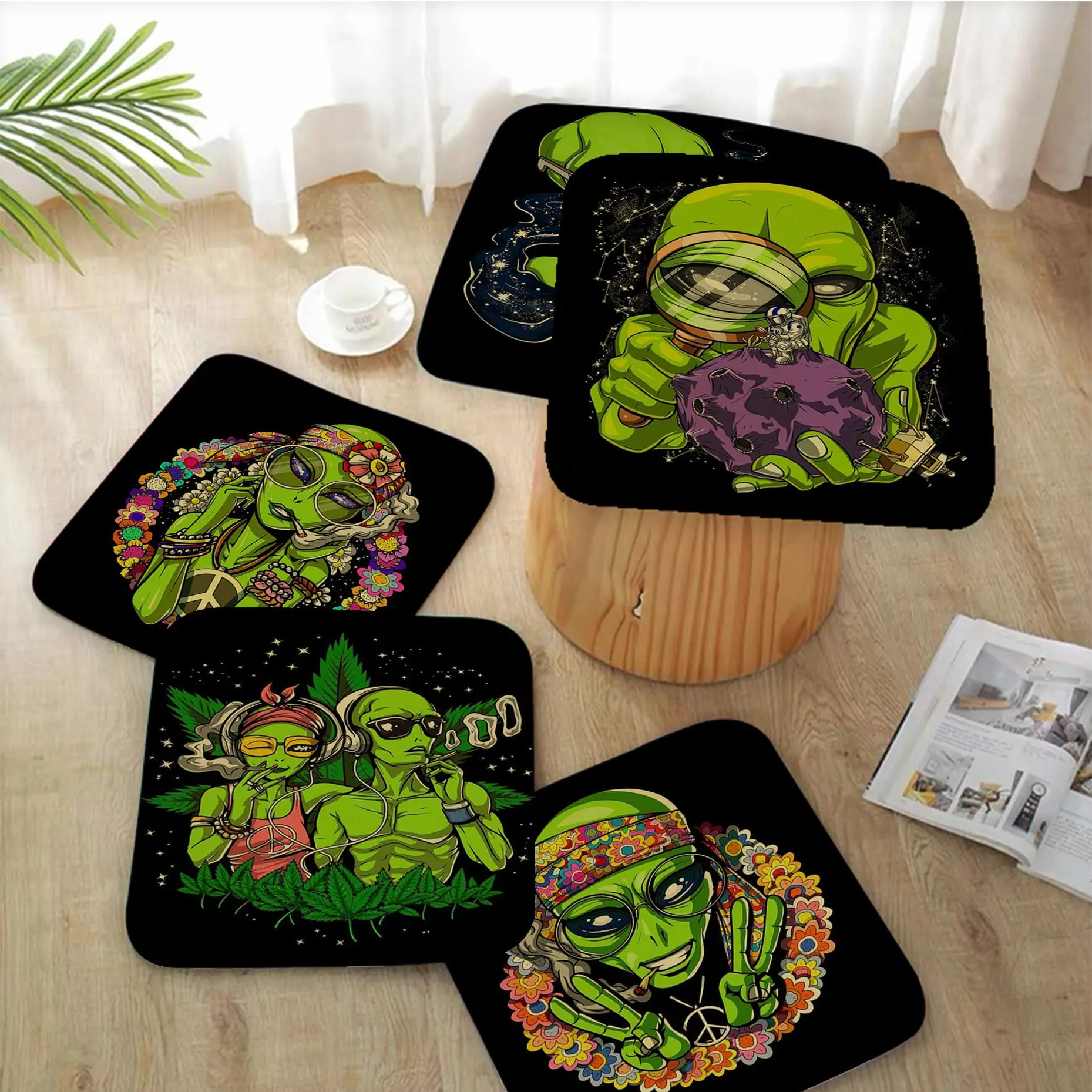 Psychedelic Alien Space Astronaut Nordic Printing Sofa Mat Dining Room Table Chair Cushions Unisex Fashion Anti-slip Seat Mat
Psychedelic Alien Space Astronaut Nordic Printing Sofa Mat Dining Room Table Chair Cushions Unisex Fashion Anti-slip Seat Mat