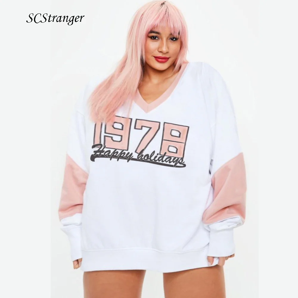 Women Plus Size Tops White Cotton Casual Fresh and Sweet V Neck Solid Color Stitching Printed Sweateshirt Women
Women Plus Size Tops White Cotton Casual Fresh and Sweet V Neck Solid Color Stitching Printed Sweateshirt Women