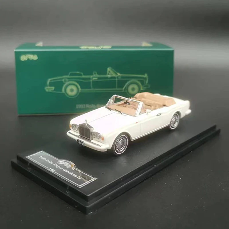 Модель автомобиля в рулонах GFCC 1:64-R corнишевый IV 1993 коллекция легкосплавных автомобилей-Белый
Модель автомобиля в рулонах GFCC 1:64-R corнишевый IV 1993 коллекция легкосплавных автомобилей-Белый