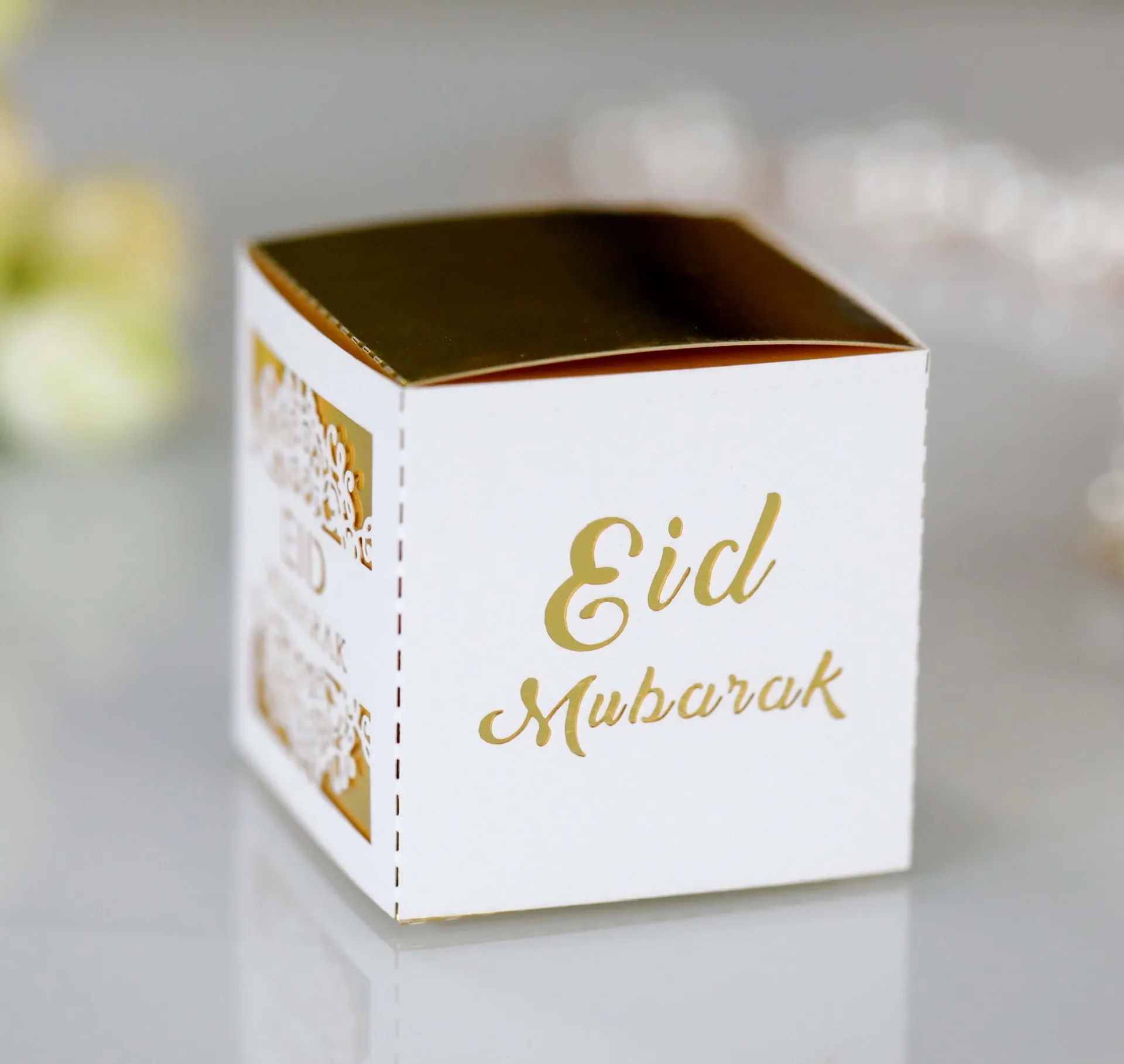 10pcs Eid Mubarak Chocolate Candy Box Ramadan Kareem Favor Gift Box Islamic Muslim Festival Happy Al-Fitr Eid Party Supplies
10pcs Eid Mubarak Chocolate Candy Box Ramadan Kareem Favor Gift Box Islamic Muslim Festival Happy Al-Fitr Eid Party Supplies