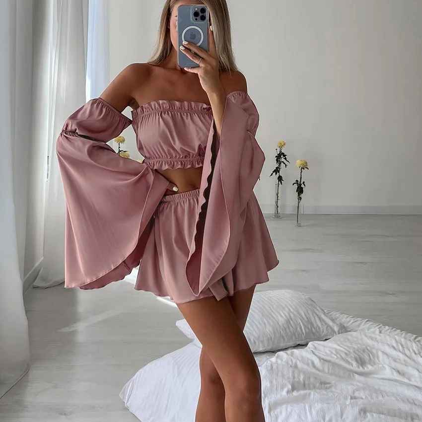 Pajamas Women Two Piece Pink High Waist Short Pants Elegant Long Sleeve Shirt Bandeau Solid Color Nightwear Female Matching Sets
Pajamas Women Two Piece Pink High Waist Short Pants Elegant Long Sleeve Shirt Bandeau Solid Color Nightwear Female Matching Sets