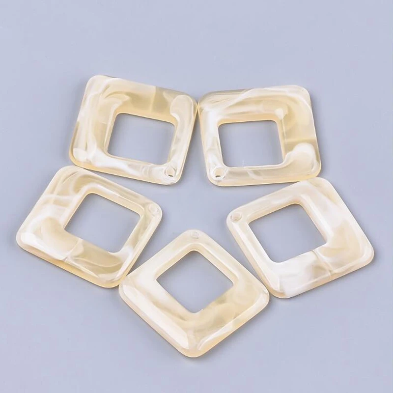 148pcs/lot 42*41mm two-color cloud acrylic pendant For DIY Jewelry Making Finding Earrings Accessories 
148pcs/lot 42*41mm two-color cloud acrylic pendant For DIY Jewelry Making Finding Earrings Accessories