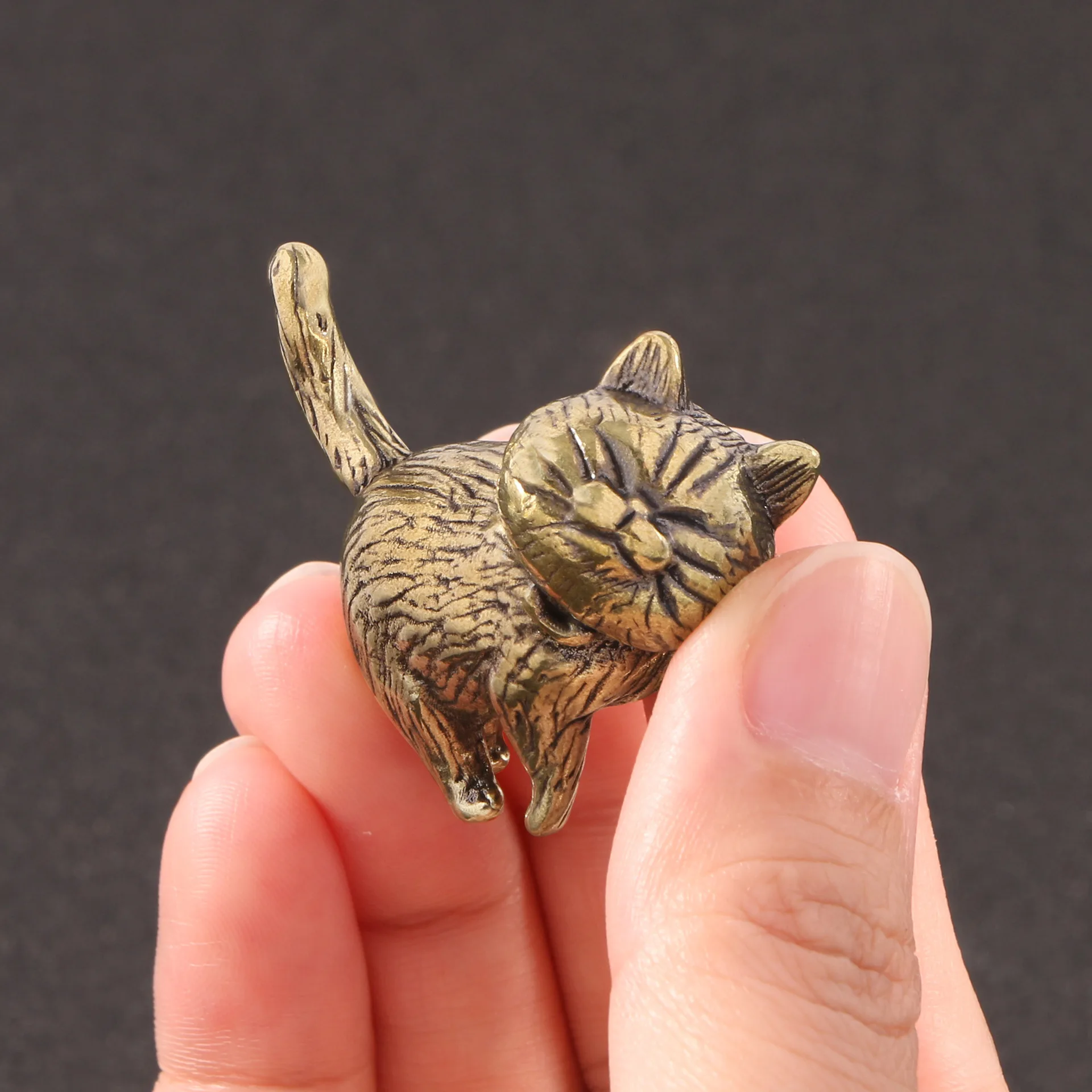 Статуэтка кота из меди OIMG
Статуэтка кота из меди OIMG