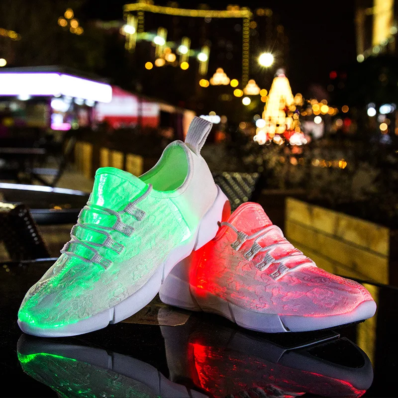 Size 25-47 New Summer Led Fiber Optic Shoes for Girls Boys Men Women USB Recharge Glowing Sneakers Man Light Up Shoes
Size 25-47 New Summer Led Fiber Optic Shoes for Girls Boys Men Women USB Recharge Glowing Sneakers Man Light Up Shoes