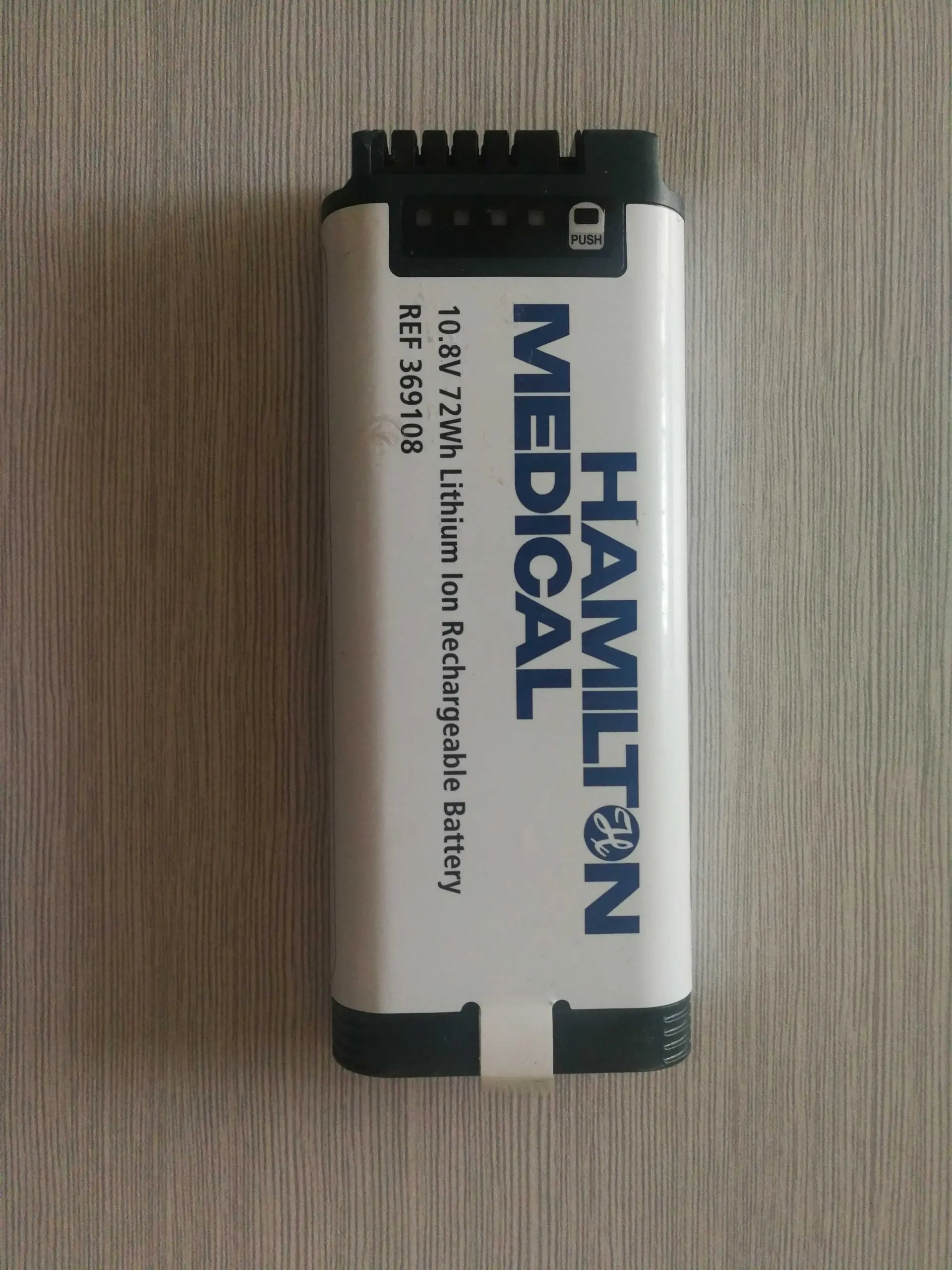 UGB genuine Disassemble the battery Hamilton C1 Ventilator Li-Ion Battery 10.8V 72WhREF 369108 6600mAh
UGB genuine Disassemble the battery Hamilton C1 Ventilator Li-Ion Battery 10.8V 72WhREF 369108 6600mAh