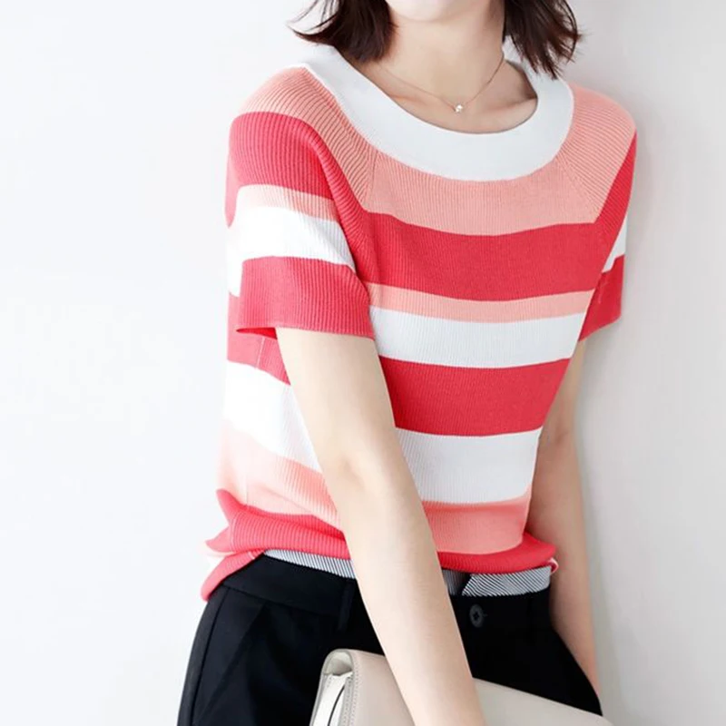 2022 summer women's ice cool silk T-shirt short-sleeved knitted sweater low round neck top women's trendy
2022 summer women's ice cool silk T-shirt short-sleeved knitted sweater low round neck top women's trendy