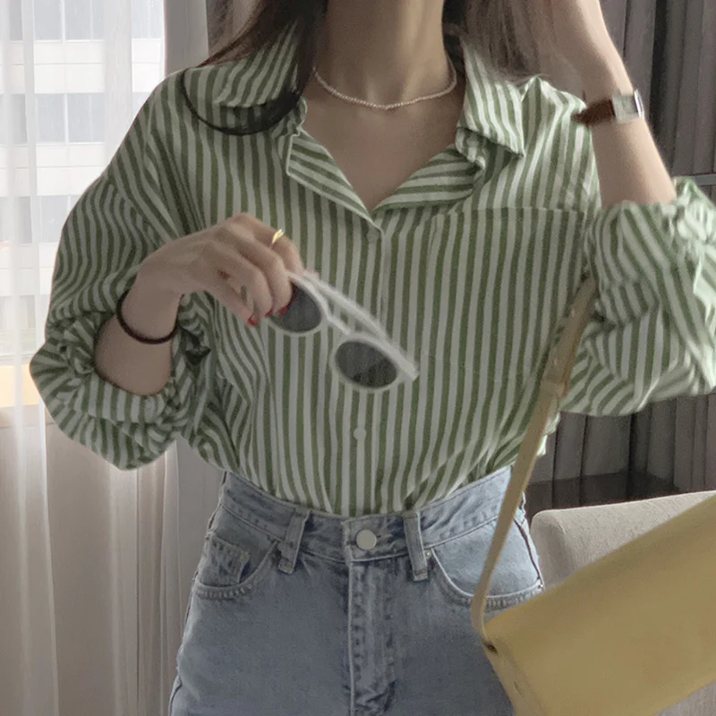 Autumn Winter Women Striped Shirt Long Sleeve Turn Down Collar Single Breasted Vintage Blouses Slim Casual Blusas Mujer 2022
Autumn Winter Women Striped Shirt Long Sleeve Turn Down Collar Single Breasted Vintage Blouses Slim Casual Blusas Mujer 2022