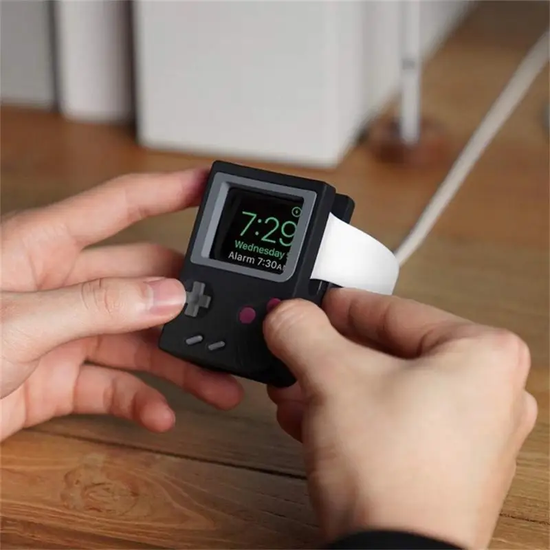 

Silicone Holder For iWatch Charger Stand For Watch 8 7 6 5 4 3 SE 45MM Charging Dock Desktop Retro Game Console Design