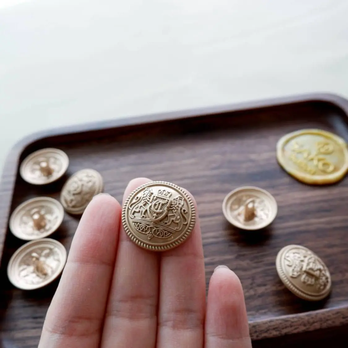 10/20 PCs Lion Design Fashion Metal Shank Button for Clothing Overcoat Sewing Machines Accessories
10/20 PCs Lion Design Fashion Metal Shank Button for Clothing Overcoat Sewing Machines Accessories