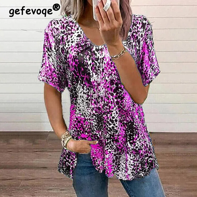 2022 Summer New Retro Fashion Leopard Printed Folds Short Sleeve Loose Casual Midi Tee Top Women Oversized V-neck T-shirts Lady
2022 Summer New Retro Fashion Leopard Printed Folds Short Sleeve Loose Casual Midi Tee Top Women Oversized V-neck T-shirts Lady