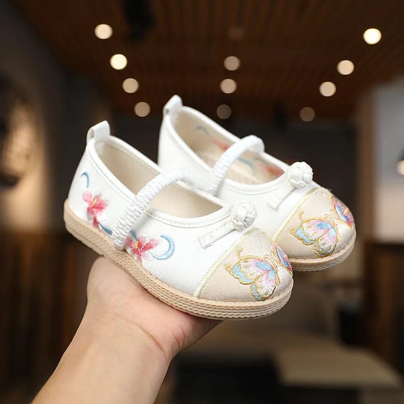 Hanfu All-match Embroidered Shoes Elastic Belt Girls Cloth Shoes Ethnic Style Flower Embroidery Flat Shoes Drop Shipping Fashion
Hanfu All-match Embroidered Shoes Elastic Belt Girls Cloth Shoes Ethnic Style Flower Embroidery Flat Shoes Drop Shipping Fashion