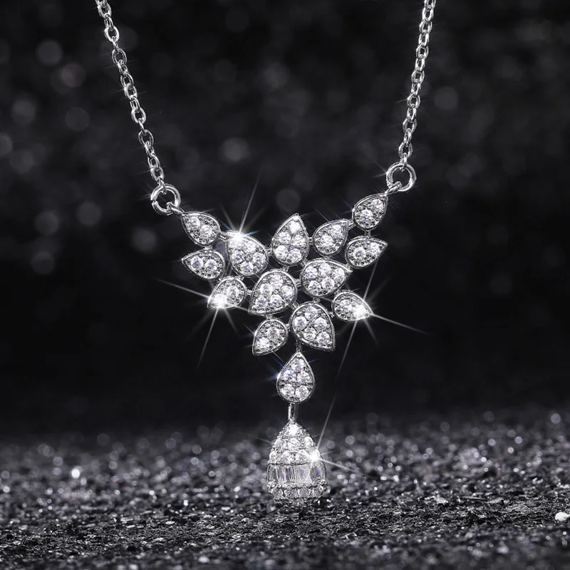 New Gorgeous Women Wedding Necklace Full Paved Dazzling CZ Stone Engagement Party Necklaces High Quality New Trendy Jewelry
New Gorgeous Women Wedding Necklace Full Paved Dazzling CZ Stone Engagement Party Necklaces High Quality New Trendy Jewelry