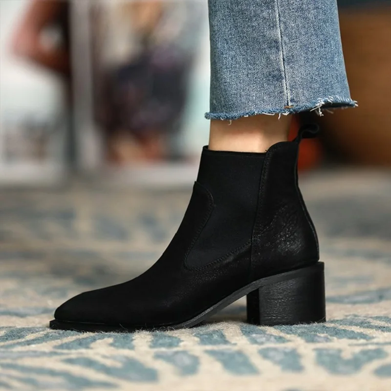 Size 42 Woman Ankle Boots Elastic Band High Quality Women Shoes Retro Style Cowhide Chelsea Boots Ladies Winter Shoes bota mujer
Size 42 Woman Ankle Boots Elastic Band High Quality Women Shoes Retro Style Cowhide Chelsea Boots Ladies Winter Shoes bota mujer