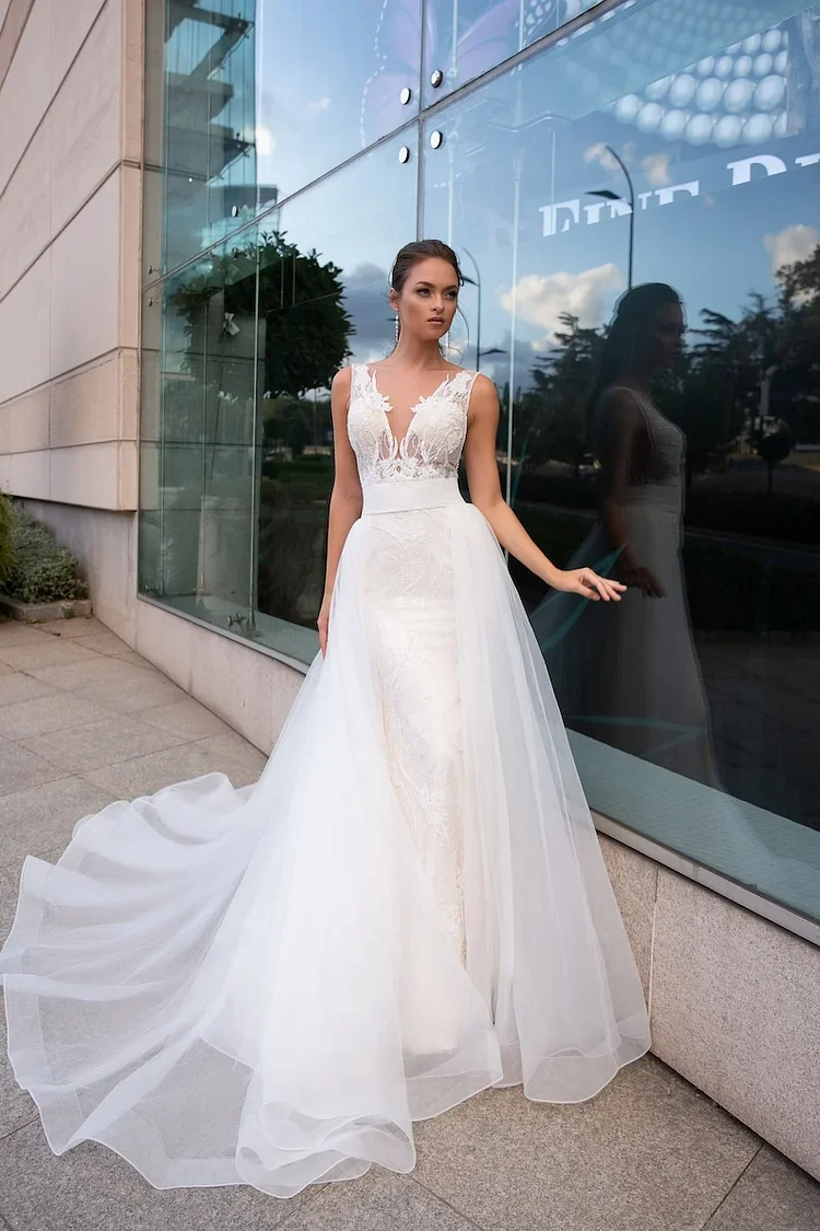 Unique A Line Wedding Dress Tulle V Neck Sleeveless With Lace Applique With Detachable Sweep Train Bridal Gowns Vestido De Novia
Unique A Line Wedding Dress Tulle V Neck Sleeveless With Lace Applique With Detachable Sweep Train Bridal Gowns Vestido De Novia