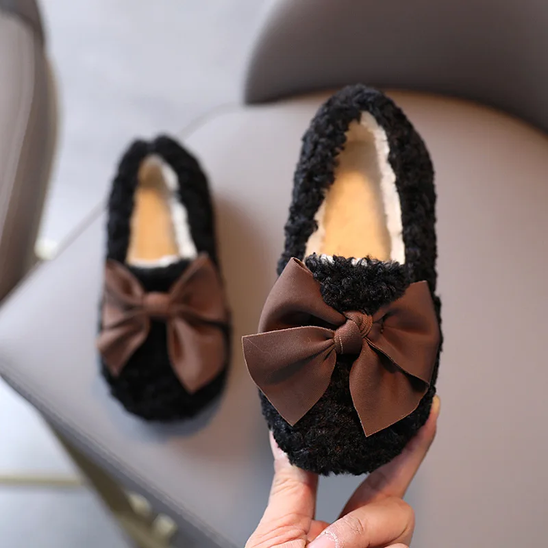 Girls Plus Velvet Padded Warm Children Mao Mao Shoes Children Home Solid Color Cotton Soybean Shoes
Girls Plus Velvet Padded Warm Children Mao Mao Shoes Children Home Solid Color Cotton Soybean Shoes