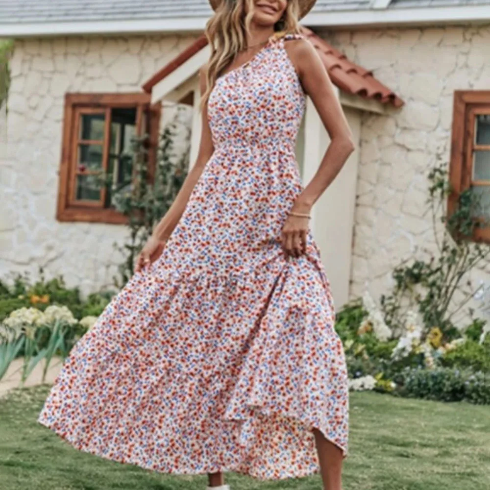 Summer Floral Print Boho Casual Long Dresses Women Sexy Backless One Shoulder Lace Up Pleated Patchwork Beach Party Maxi Dress
Summer Floral Print Boho Casual Long Dresses Women Sexy Backless One Shoulder Lace Up Pleated Patchwork Beach Party Maxi Dress