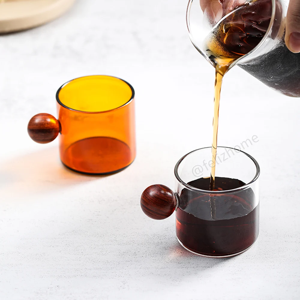 Mini Glass Coffee Cup with Wooden Ball Handle Fine Coffee Tasting Cup Borosilicate Glass Mug Tea Cup 120ML
Mini Glass Coffee Cup with Wooden Ball Handle Fine Coffee Tasting Cup Borosilicate Glass Mug Tea Cup 120ML