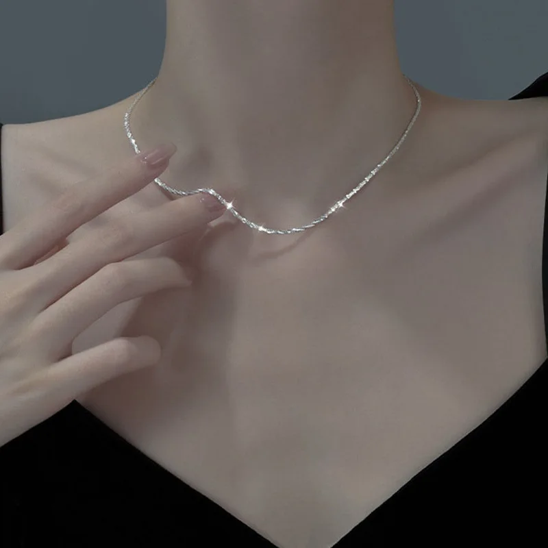 Light Luxury Sparkling Ultra-flash Women's 2022 New Trendy Peach Heart Love Pendant Collarbone Chain Necklace
Light Luxury Sparkling Ultra-flash Women's 2022 New Trendy Peach Heart Love Pendant Collarbone Chain Necklace