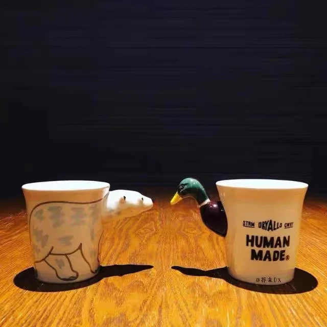 Spot Human made duck cup bear head cup animal creative mug nigo star with the same style 
Spot Human made duck cup bear head cup animal creative mug nigo star with the same style