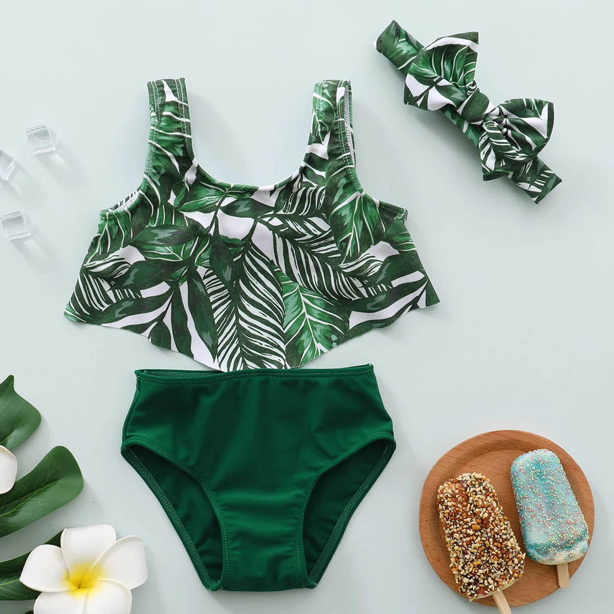 kids cheap costumeGirls' spring autumn new fashion sleeveless Ruffle lace printed + three color swimming trunks
kids cheap costumeGirls' spring autumn new fashion sleeveless Ruffle lace printed + three color swimming trunks
