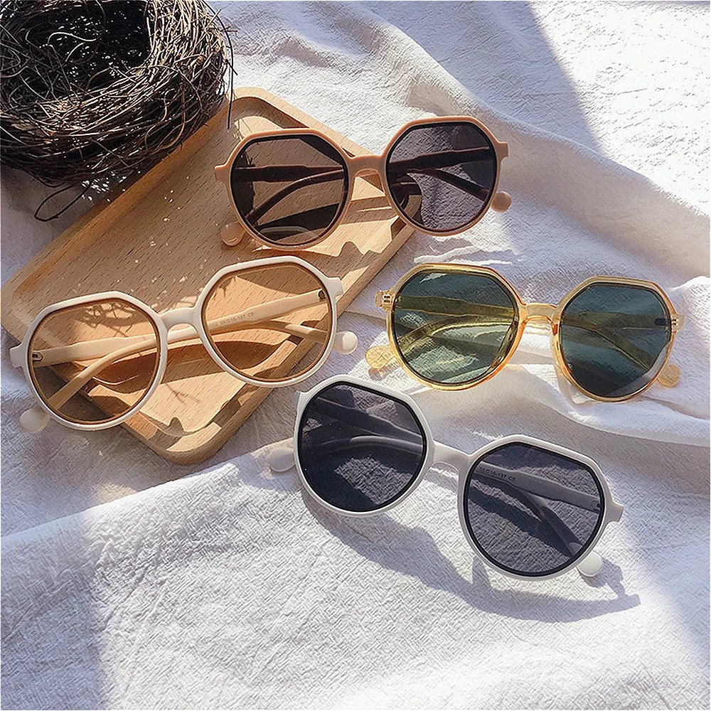 

Модные трендовые солнцезащитные очки, персонализированные многоугольные солнцезащитные очки для женщин, очки конфетных цветов в большой о...