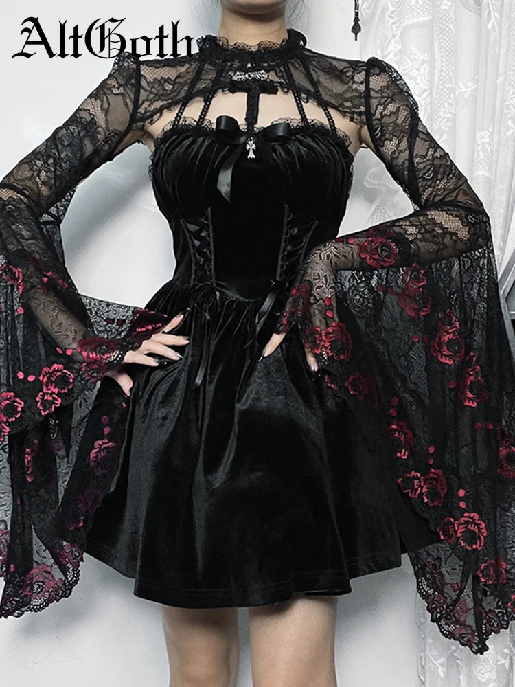 AltGoth Vintage Gothic See Through Blouse Women Halloween Aesthetic Y2k E-girl Sexy Flare Sleeve Flower Patchwork Crop Smocks
AltGoth Vintage Gothic See Through Blouse Women Halloween Aesthetic Y2k E-girl Sexy Flare Sleeve Flower Patchwork Crop Smocks