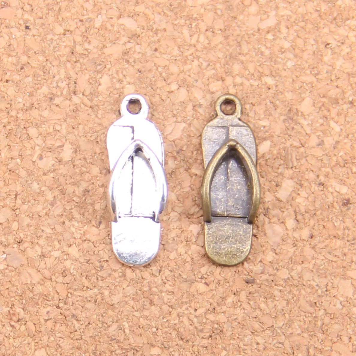 162pcs Charms slipper flip flops 21x7mm Antique Pendants,Vintage Tibetan Silver Jewelry,DIY for bracelet necklace
162pcs Charms slipper flip flops 21x7mm Antique Pendants,Vintage Tibetan Silver Jewelry,DIY for bracelet necklace