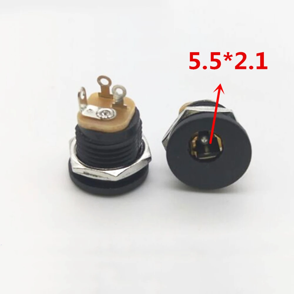 High Quality Plug Socket Connectors DC 3-pin Terminals Black+Silver Durable Material Construction Long Using Life
High Quality Plug Socket Connectors DC 3-pin Terminals Black+Silver Durable Material Construction Long Using Life