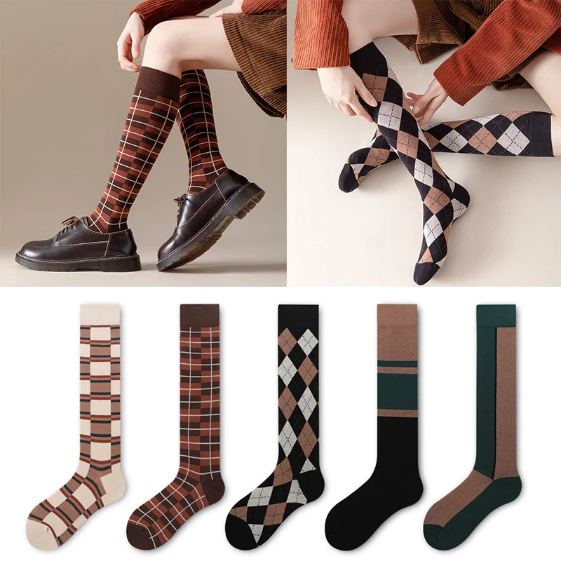 Calf socks women's autumn and winter diamond plaid long socks retro British college style autumn and winter wear high socks
Calf socks women's autumn and winter diamond plaid long socks retro British college style autumn and winter wear high socks