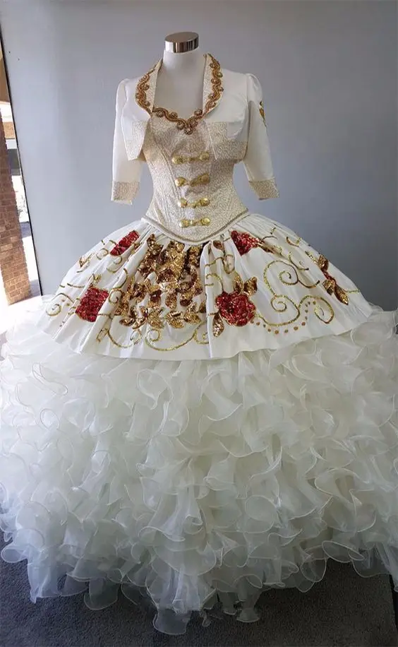Винтажное бальное платье для выпускного вечера милое платье для Quinceanera с жакетом с золотой вышивкой блестками оборками милое платье 16
Винтажное бальное платье для выпускного вечера милое платье для Quinceanera с жакетом с золотой вышивкой блестками оборками милое платье 16